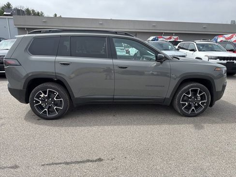 New 2026 Jeep Cherokee Overland image 6