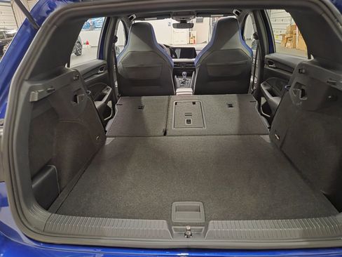Used 2022 Volkswagen Golf R AWD/4WD image 40