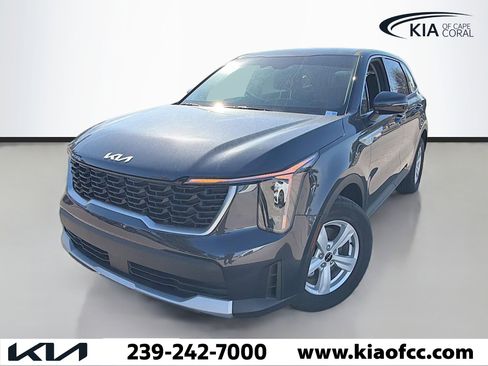New 2026 Kia Sorento LX image 1