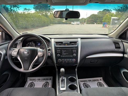 Used 2014 Nissan Altima 2.5 S w/ Display Audio Package image 20