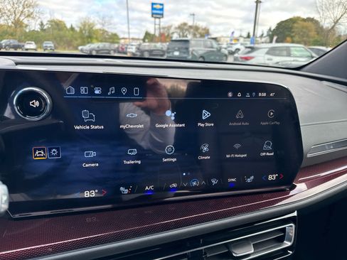 New 2026 Chevrolet Traverse Z71 w/ Driver Confidence Package image 25