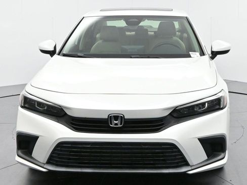 Used 2022 Honda Civic EX image 2