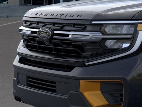 New 2025 Ford Expedition Tremor image 17