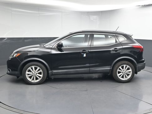 Used 2018 Nissan Rogue Sport SV w/ SV Technology Package image 5