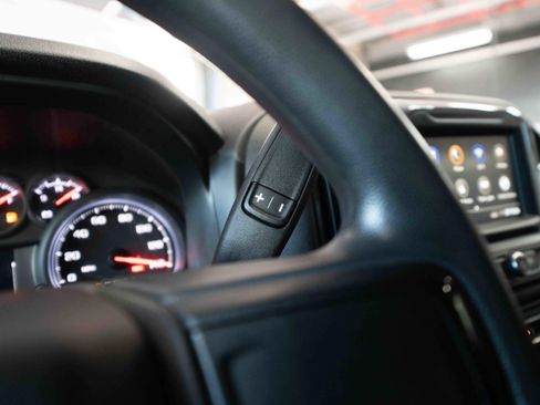 Used 2021 Chevrolet Silverado 2500 Custom w/ Custom Value Package image 14