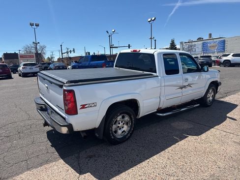 Used 2003 Chevrolet Silverado 1500 LS w/ Off-Road Package AWD/4WD image 9