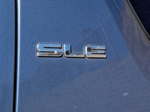 Used 2011 GMC Terrain SLE image 30