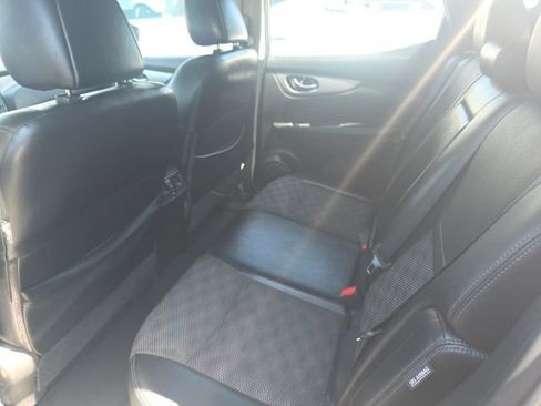 Used 2020 Nissan Rogue Sport FWD image 14