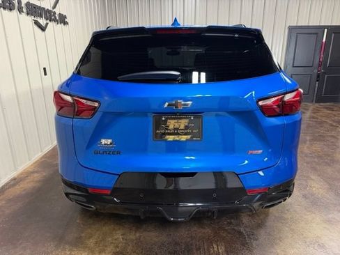 Used 2021 Chevrolet Blazer RS w/ Enhanced Convenience Package FWD image 9