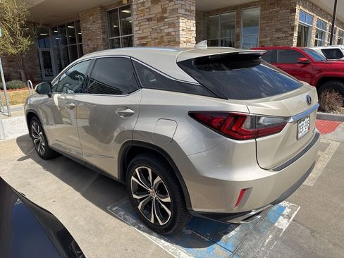 Used 2017 Lexus RX 350 AWD w/ Premium Package image 4
