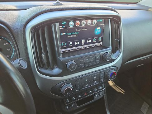 Used 2018 Chevrolet Colorado ZR2 image 16