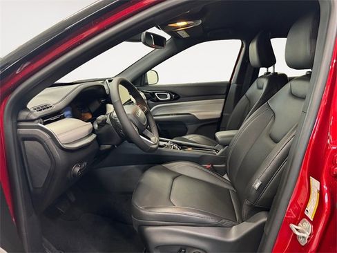 New 2026 Jeep Compass Limited image 7