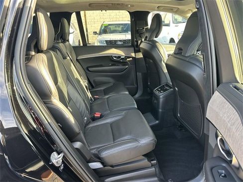 Used 2023 Volvo XC90 T8 Ultimate w/ Lounge Package image 27