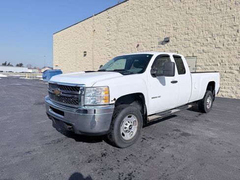 Used 2013 Chevrolet Silverado 2500 W/T image 1