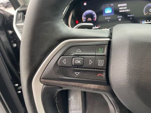 Used 2022 Jeep Grand Cherokee L Limited image 33