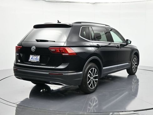 Used 2021 Volkswagen Tiguan SE image 5