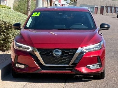 Used 2021 Nissan Sentra SR w/ SR Premium Package FWD image 2