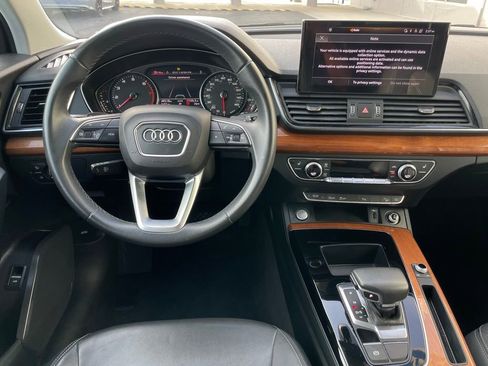 Used 2021 Audi Q5 2.0T Premium image 11