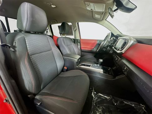 Used 2023 Toyota Tacoma SR5 image 12