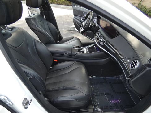 Used 2019 Mercedes-Benz S 450 Sedan image 27