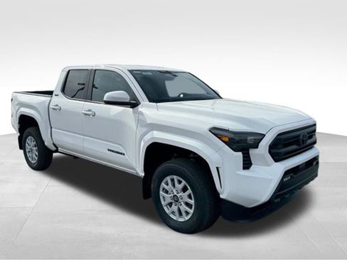 New 2026 Toyota Tacoma SR5 AWD/4WD image 8