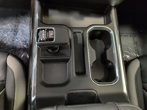 New 2026 Chevrolet Silverado 1500 RST w/ Dark Appearance Package image 28