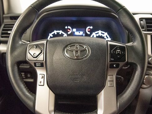 Used 2024 Toyota 4Runner SR5 image 27