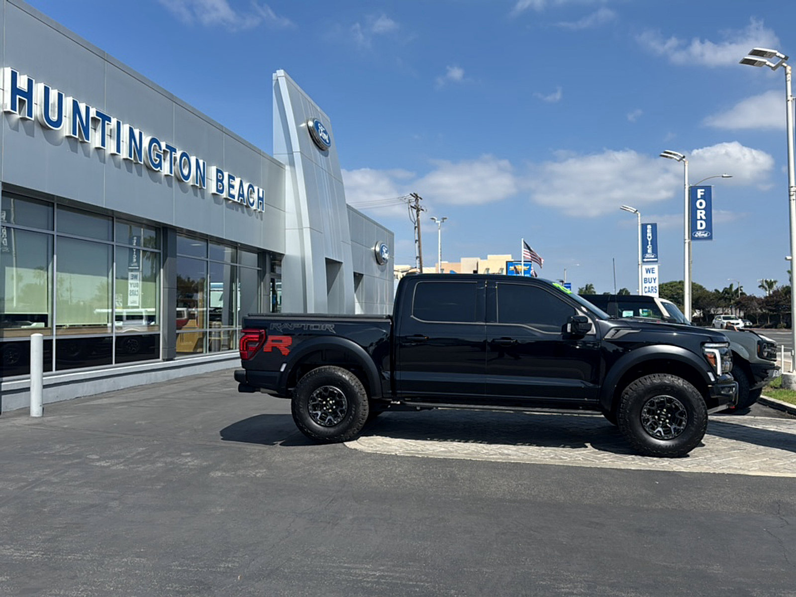 Used 2026 Ford F150 Raptor w/ Equipment Group 803A Raptor R AWD/4WD image 3
