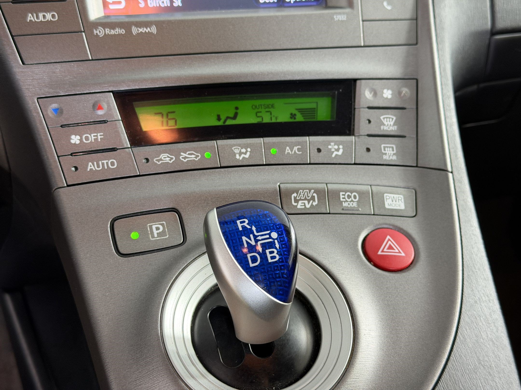 Used 2015 Toyota Prius Prime Plug-In Hybrid FWD image 18
