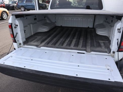 Used 2023 Nissan Frontier S w/ Technology Package image 12