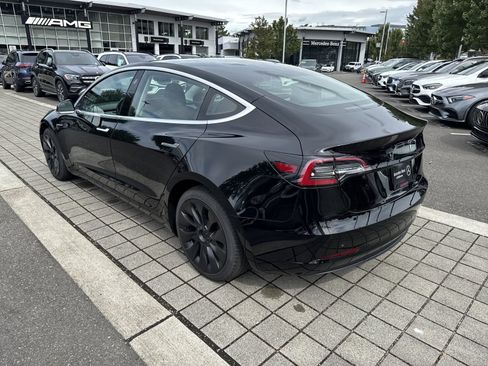 Used 2018 Tesla Model 3 Long Range RWD image 7