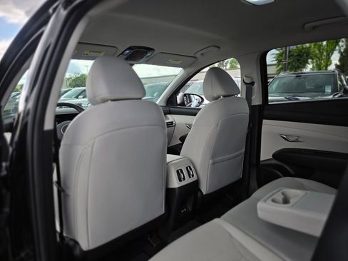 Used 2025 Hyundai Tucson SEL AWD/4WD image 18
