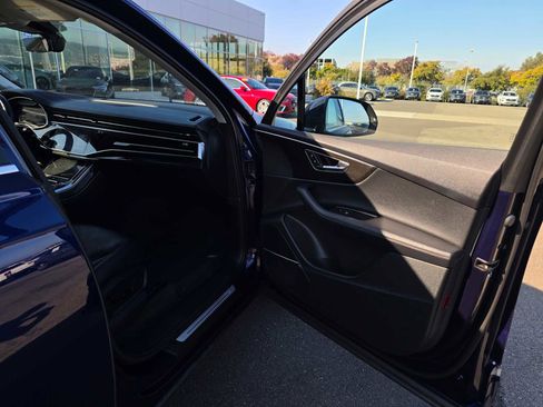 Used 2024 Audi Q7 3.0T Premium Plus image 12