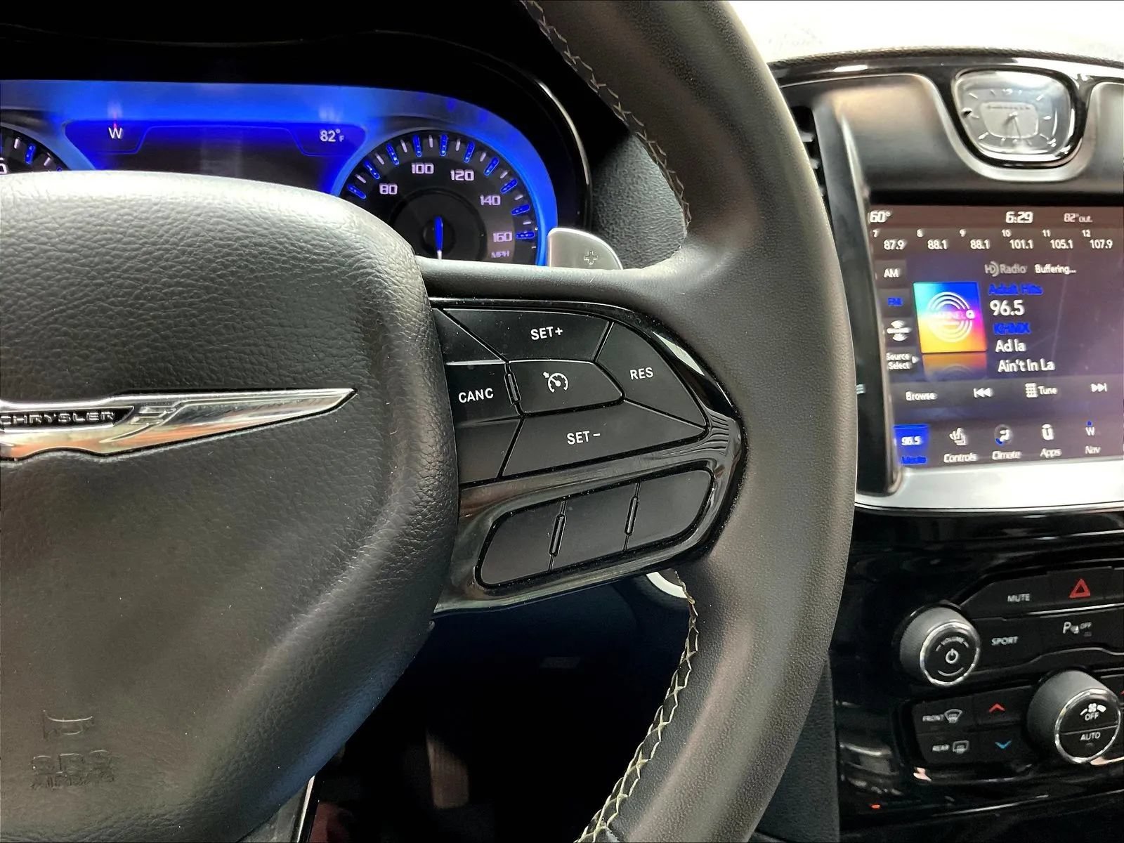Used 2022 Chrysler 300 S RWD image 21