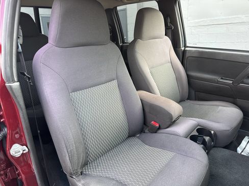 Used 2008 GMC Canyon SLE image 27