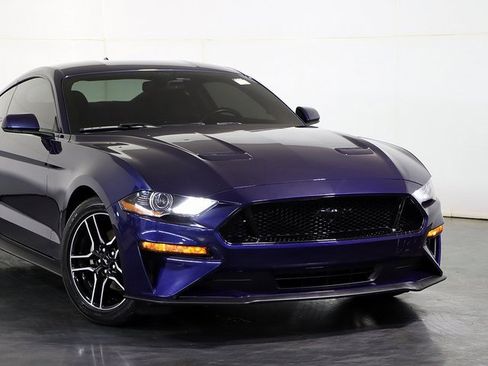 Used 2020 Ford Mustang Coupe w/ Equipment Group 101A image 6