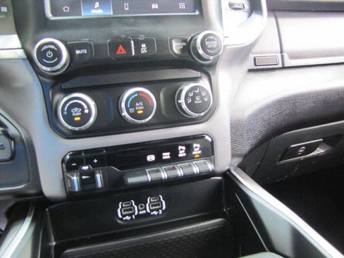 Used 2023 RAM 2500 Big Horn w/ Level 1 Equipment Group AWD/4WD image 42