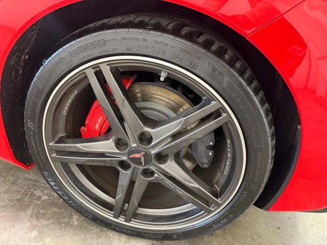 Used 2024 Chevrolet Corvette Stingray Premium Cpe w/ Z51 Performance Package RWD image 19