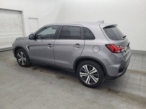 Used 2021 Mitsubishi Outlander Sport SE image 3