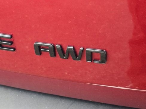 Used 2023 Chevrolet Traverse LT w/ Midnight/Sport Edition image 29