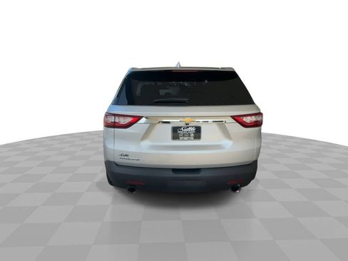 Used 2020 Chevrolet Traverse LS FWD image 7