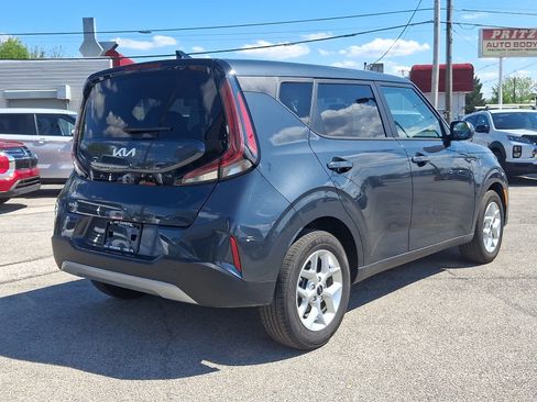 Used 2025 Kia Soul S FWD image 6
