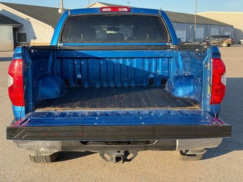 Used 2017 Toyota Tundra SR5 image 6