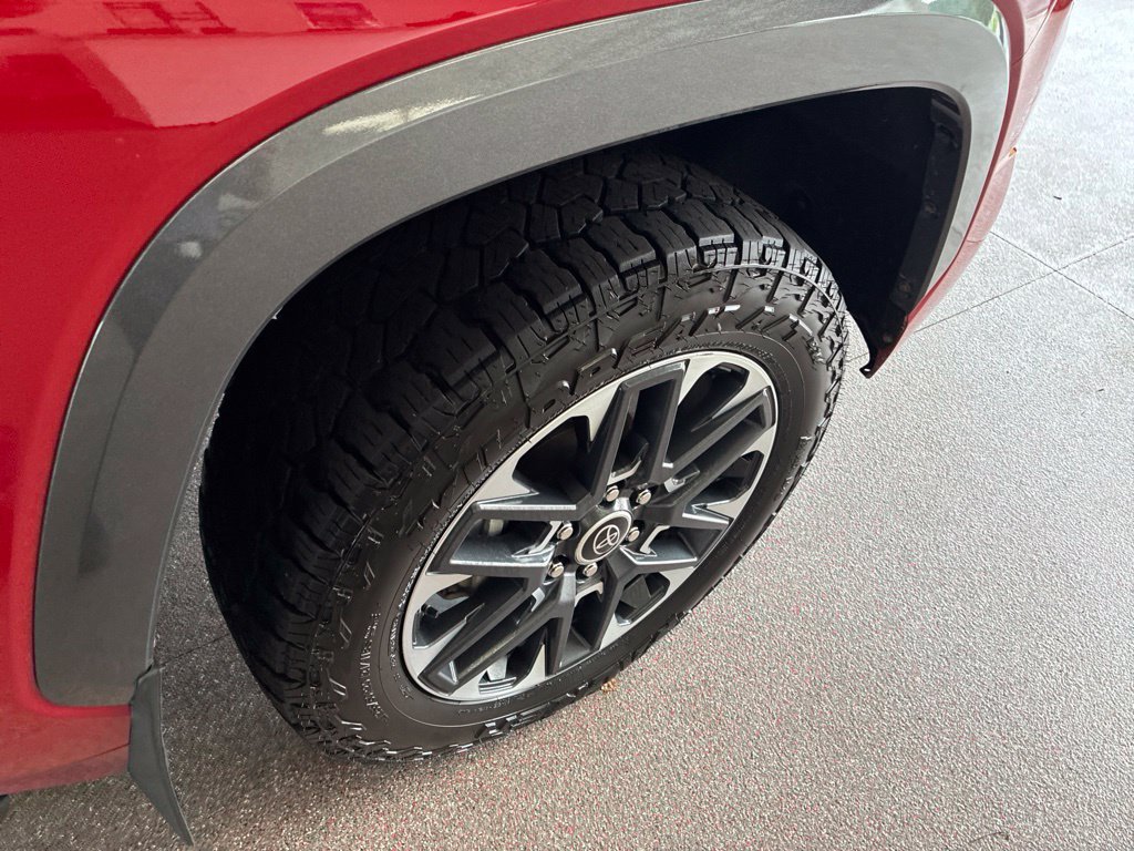 Used 2024 Toyota Tundra Limited AWD/4WD image 48