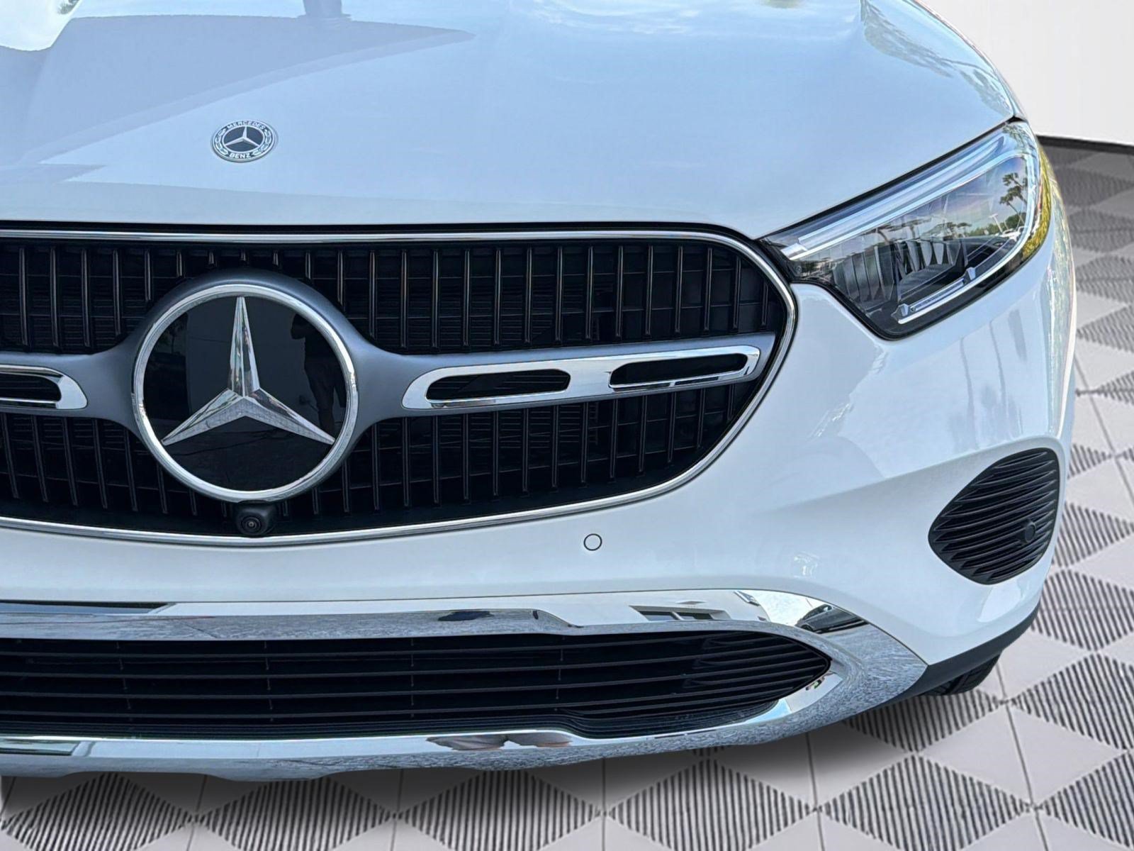 Used 2026 Mercedes-Benz GLC 300 4MATIC image 11