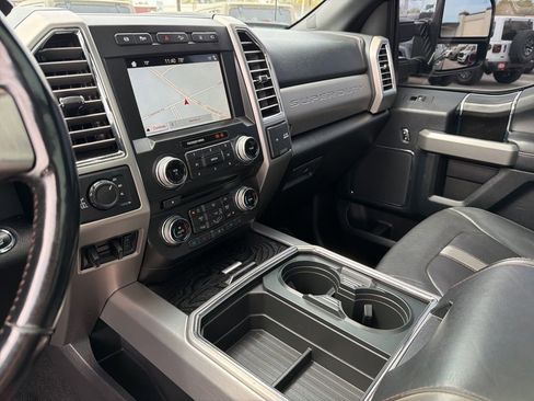 Used 2018 Ford F250 Platinum w/ Platinum Ultimate Package image 39