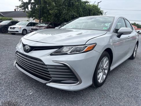 Used 2023 Toyota Camry LE w/ Convenience Package FWD image 1