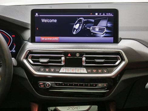 Certified 2024 BMW X4 xDrive30i w/ Premium Package AWD/4WD image 14