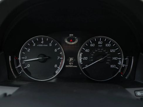 Used 2015 Acura RLX w/ Technology Package FWD image 20
