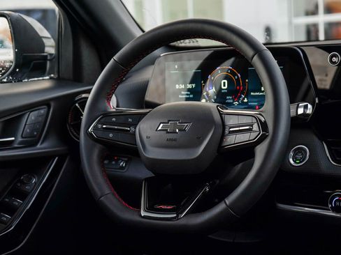 New 2026 Chevrolet Equinox RS w/ Convenience Package III image 15